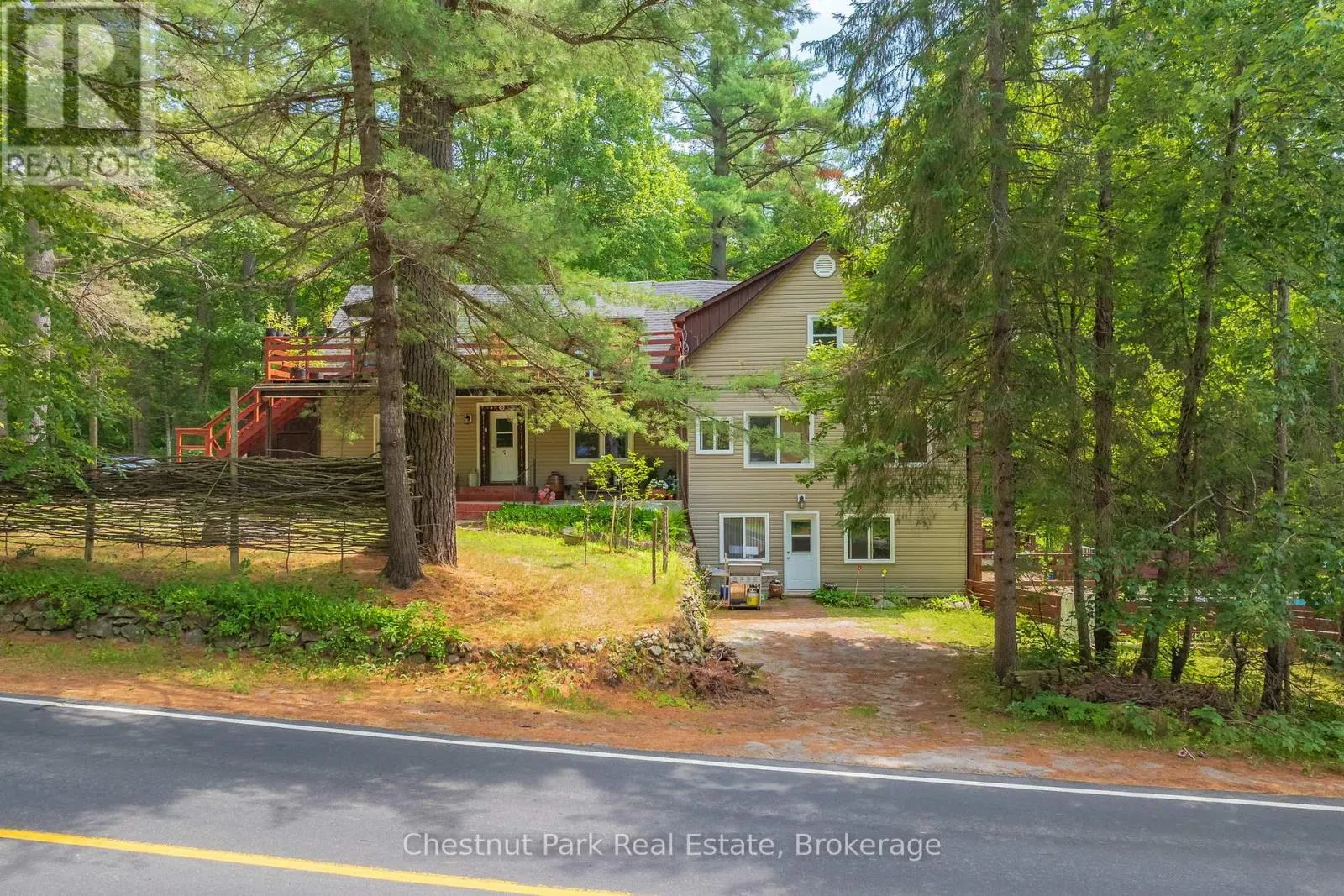 869 MUSKOKA ROAD 10