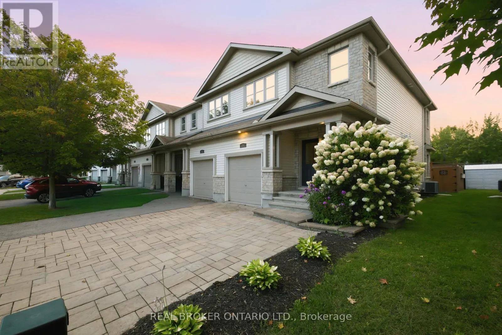 24 HACKBERRY TRAIL