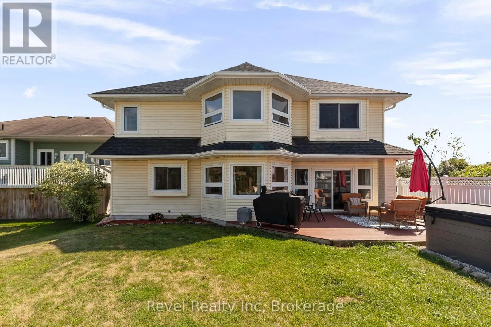 5 AVERY COURT