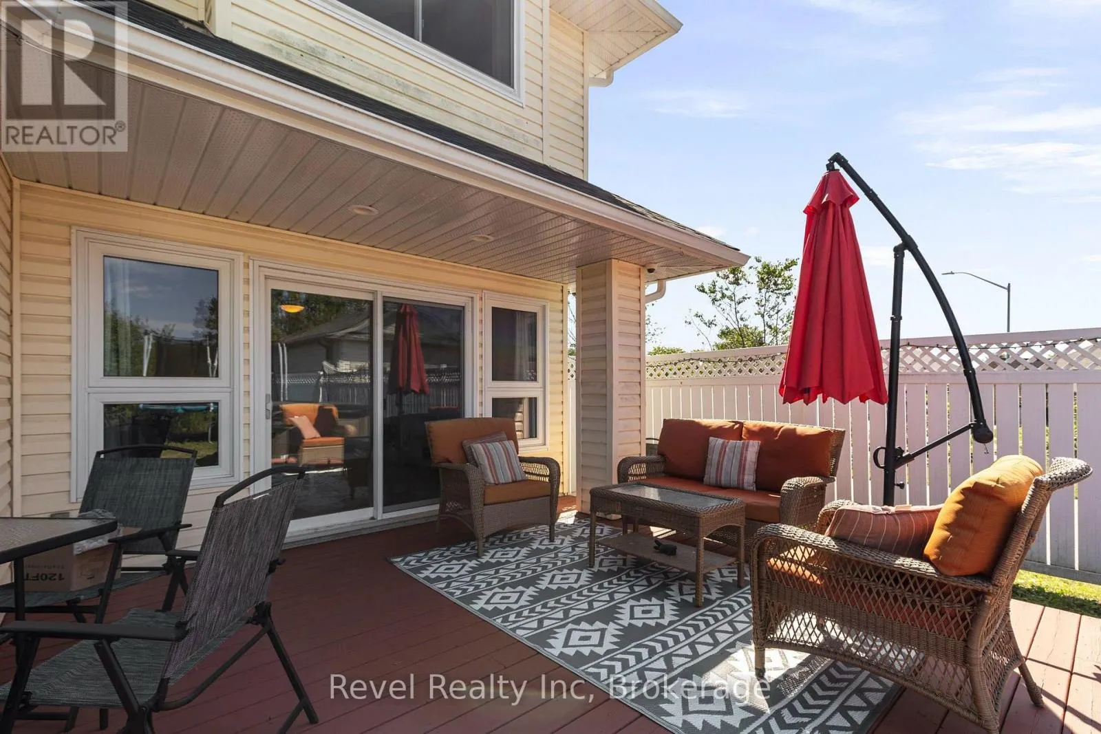 5 AVERY COURT