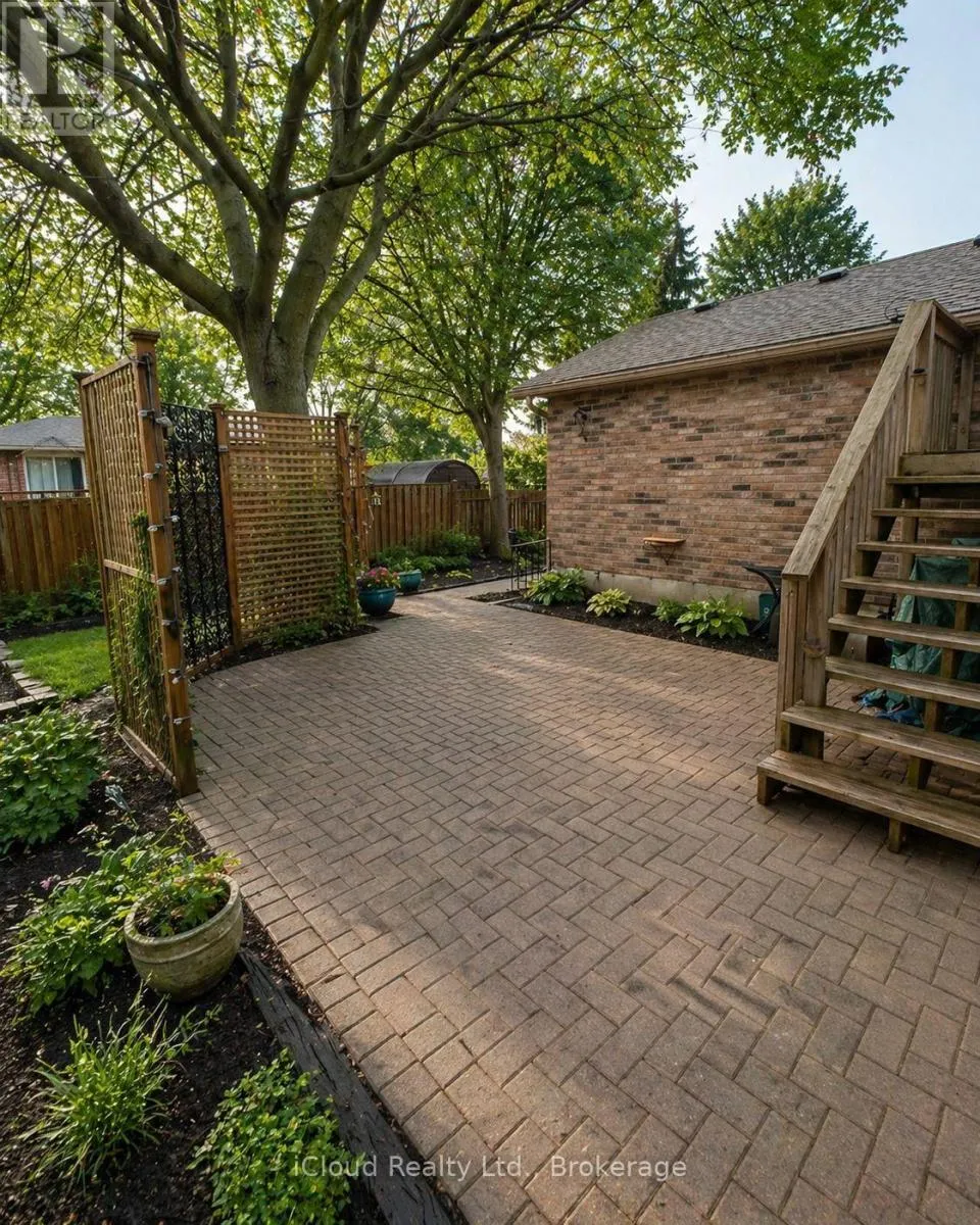 86 GLENDALE DRIVE E