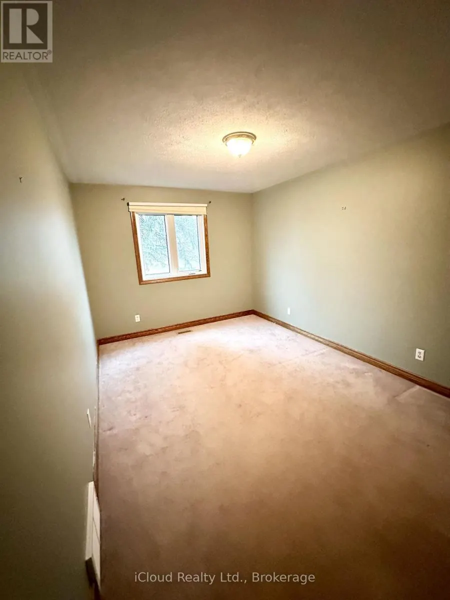 86 GLENDALE DRIVE E