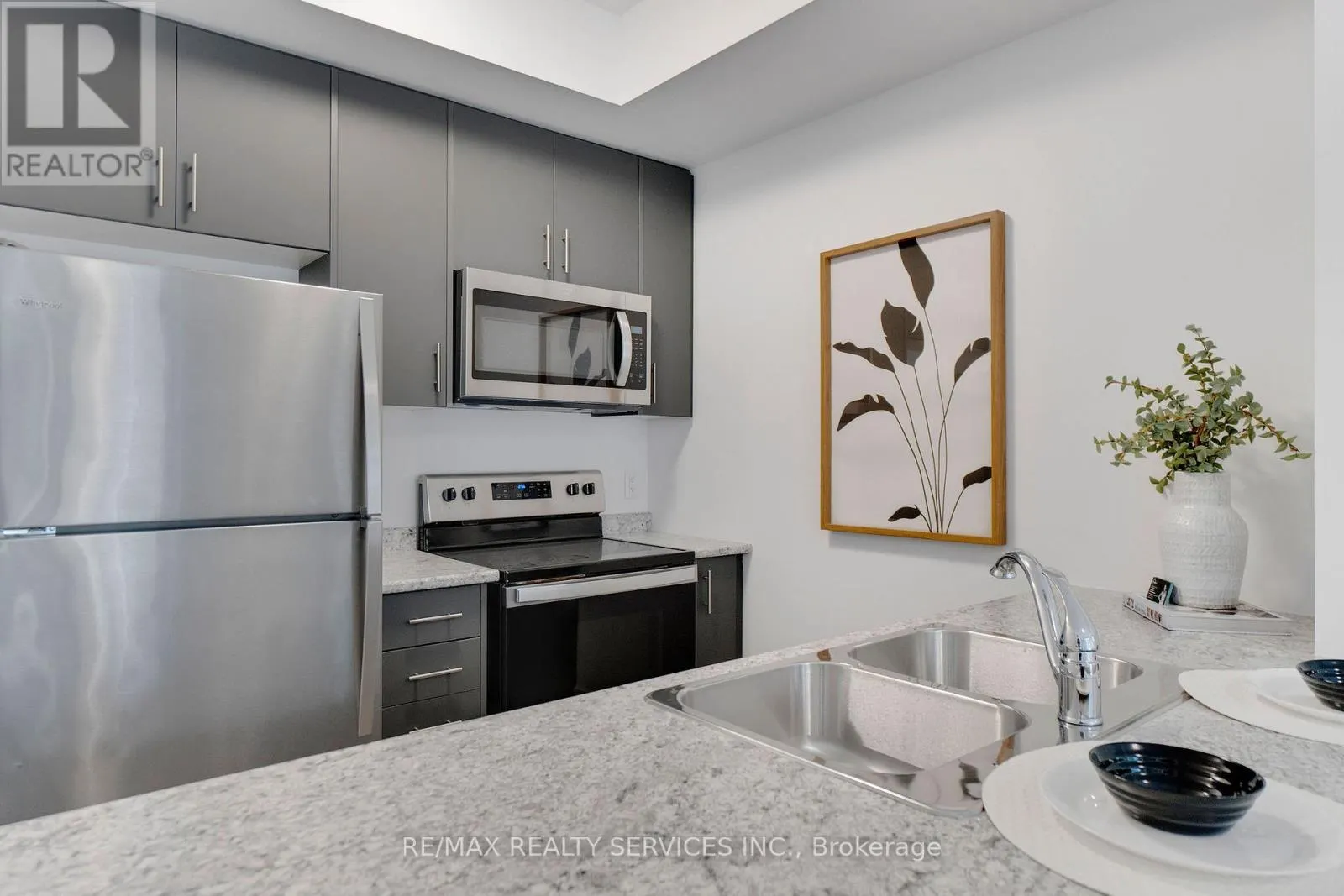 136 - 5055 GREENLANE ROAD