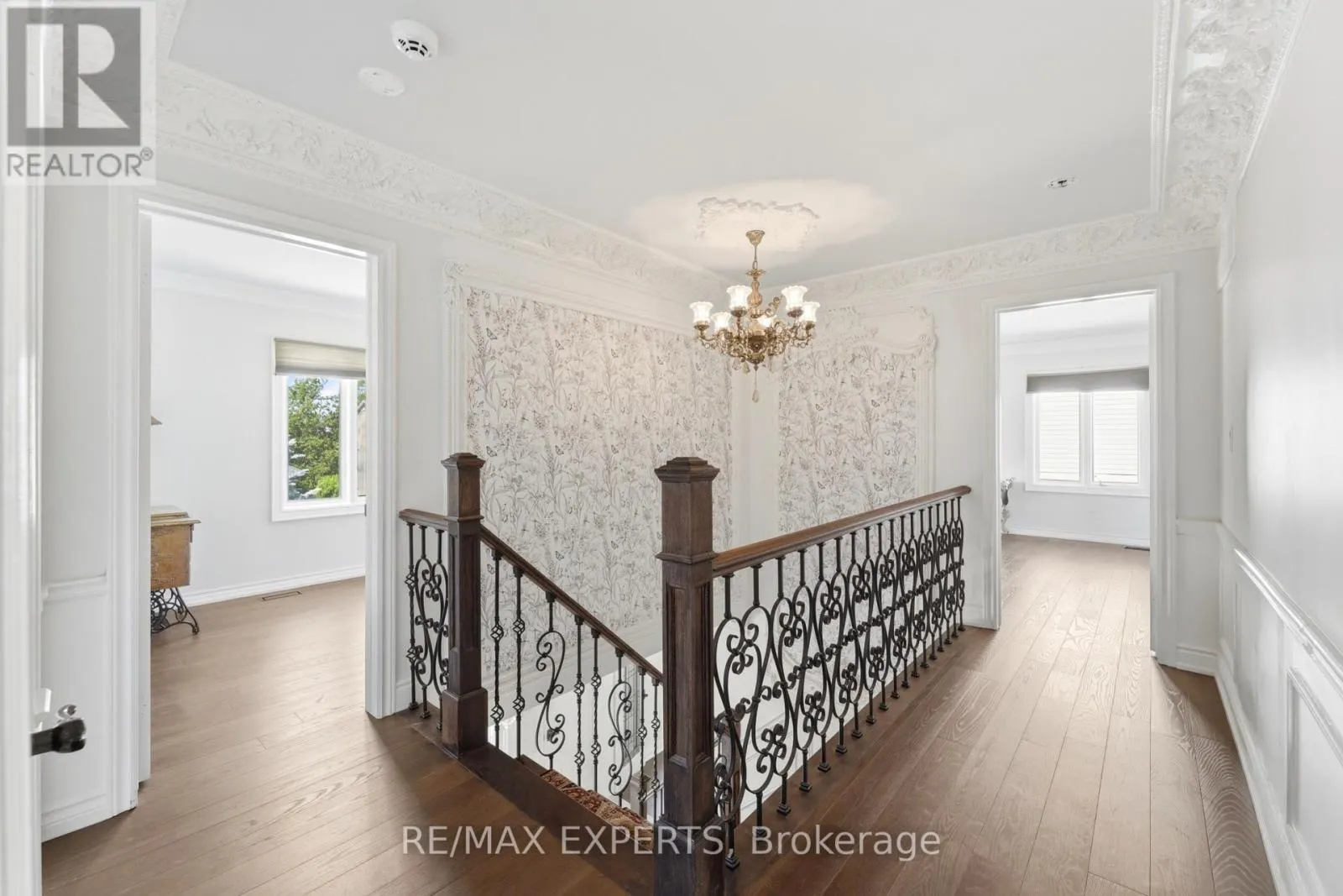 28 STONEGATE DRIVE