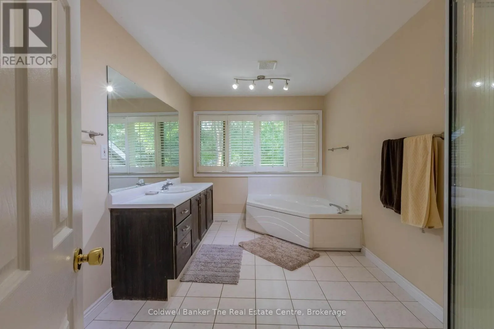 110 FOREST GLEN DRIVE