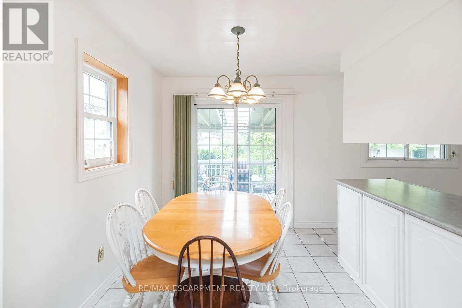 37 LORNE AVENUE