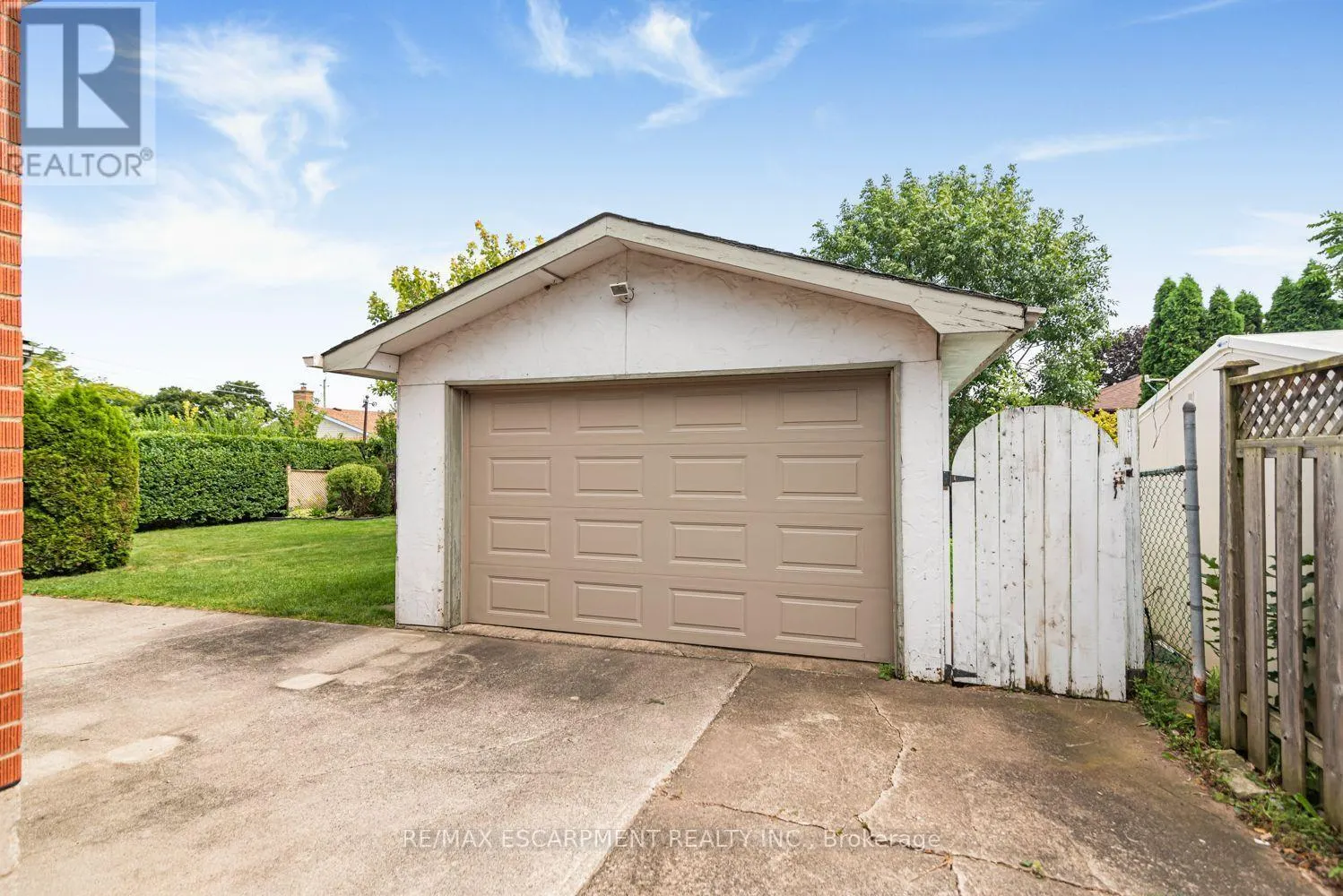 37 LORNE AVENUE