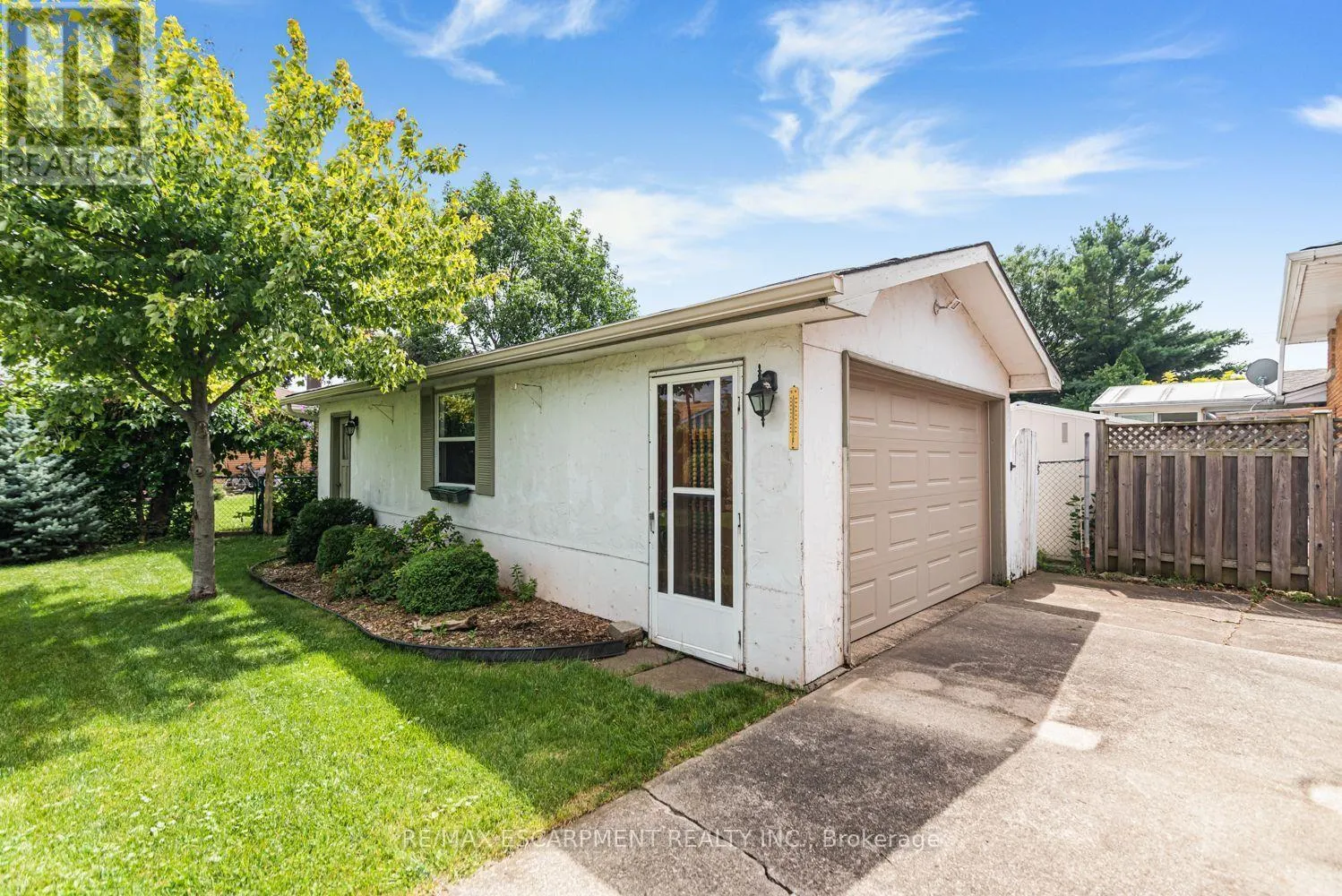 37 LORNE AVENUE