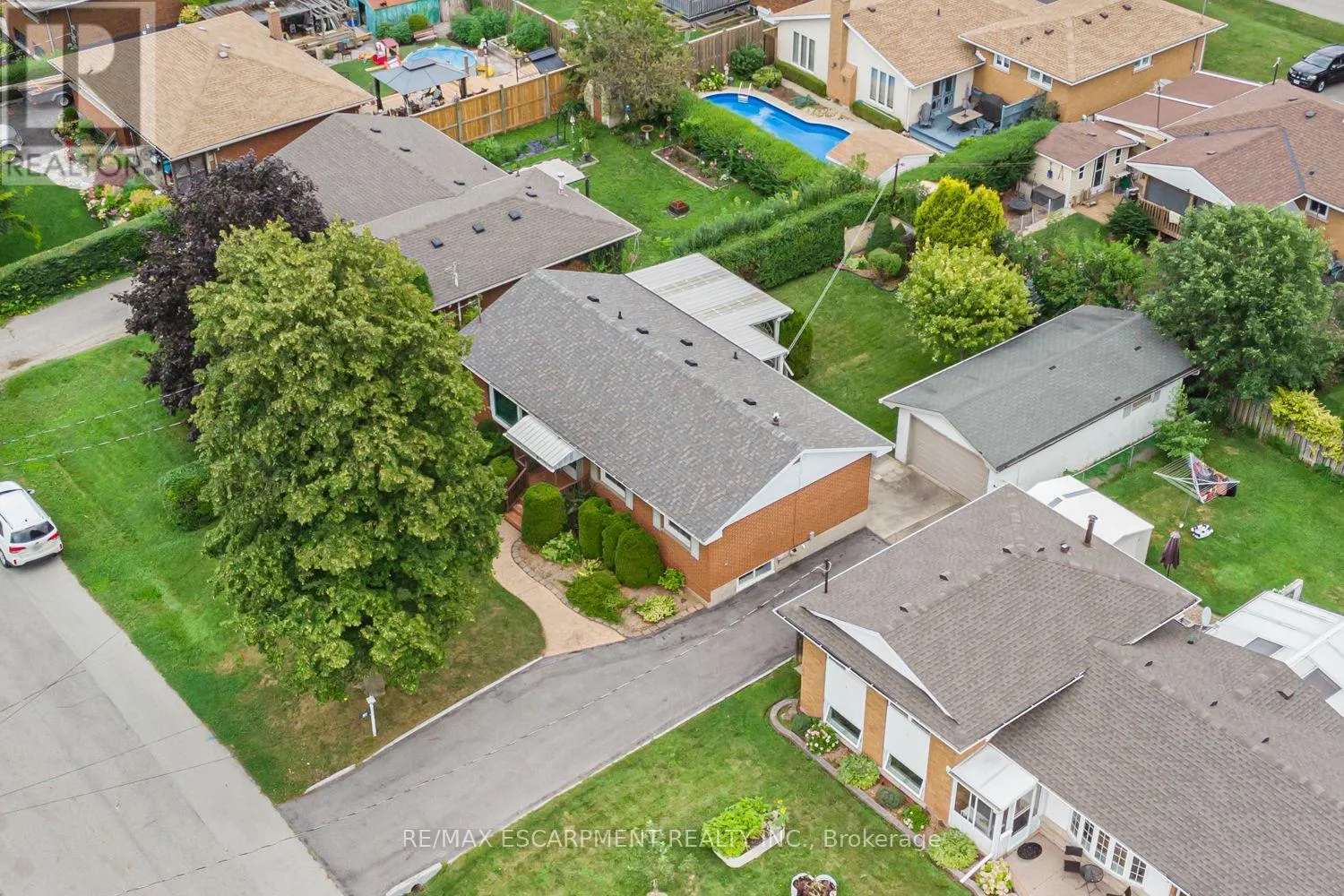 37 LORNE AVENUE