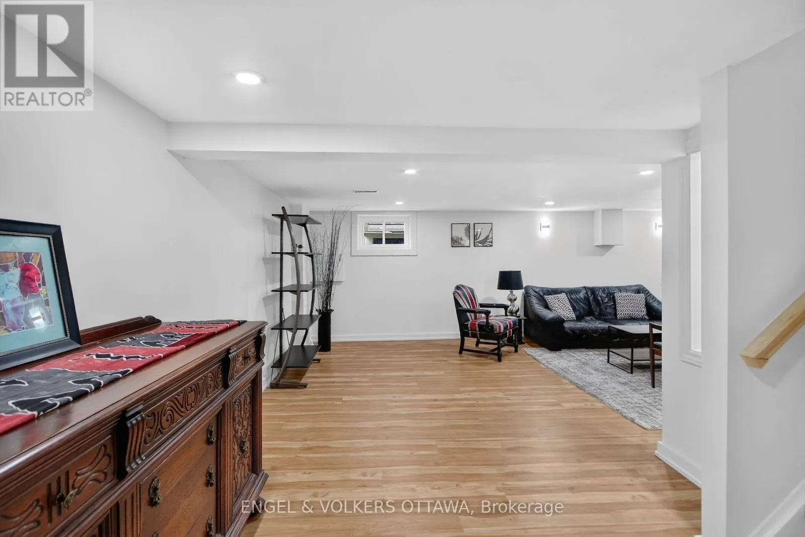 390 PRINCETON AVENUE