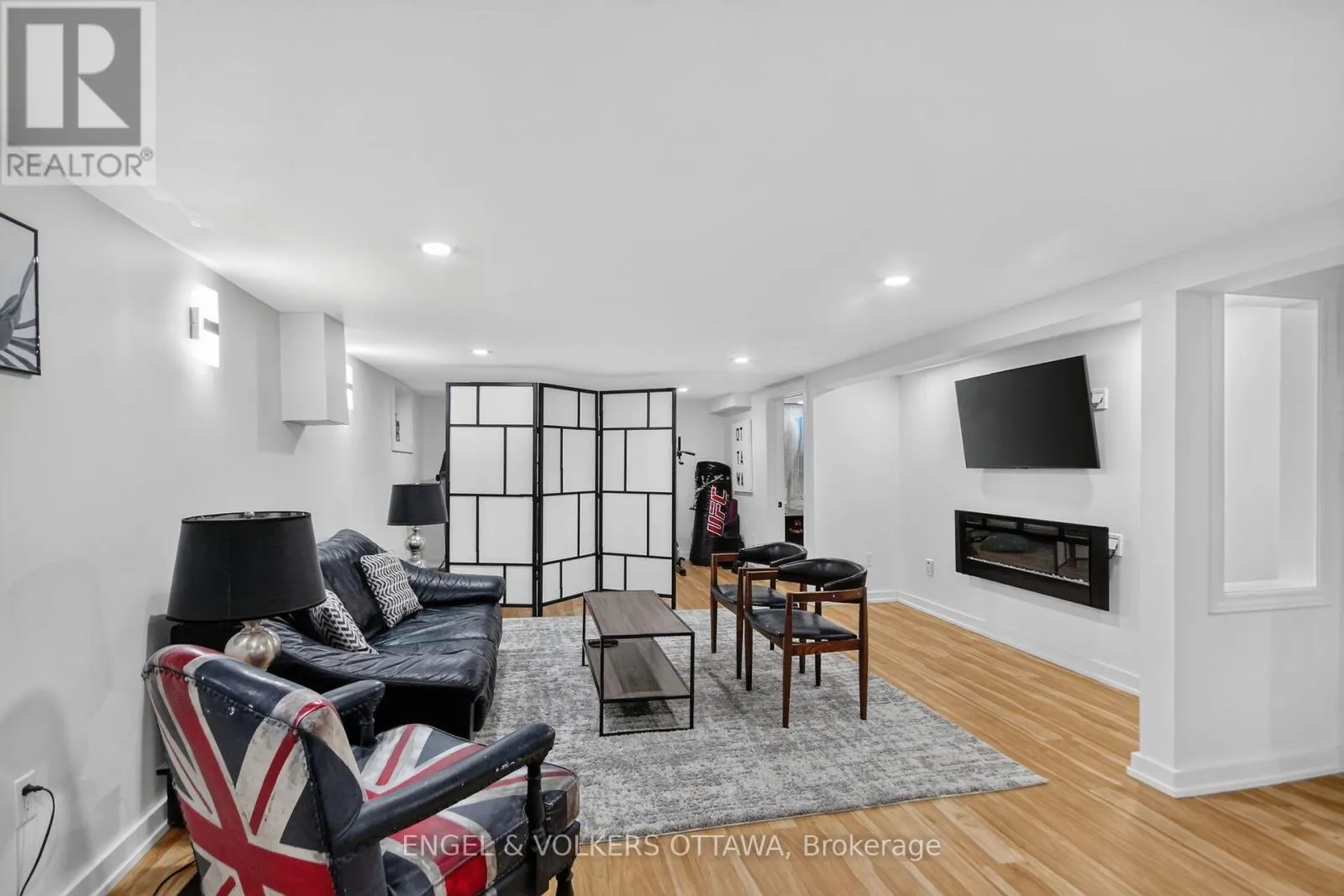 390 PRINCETON AVENUE