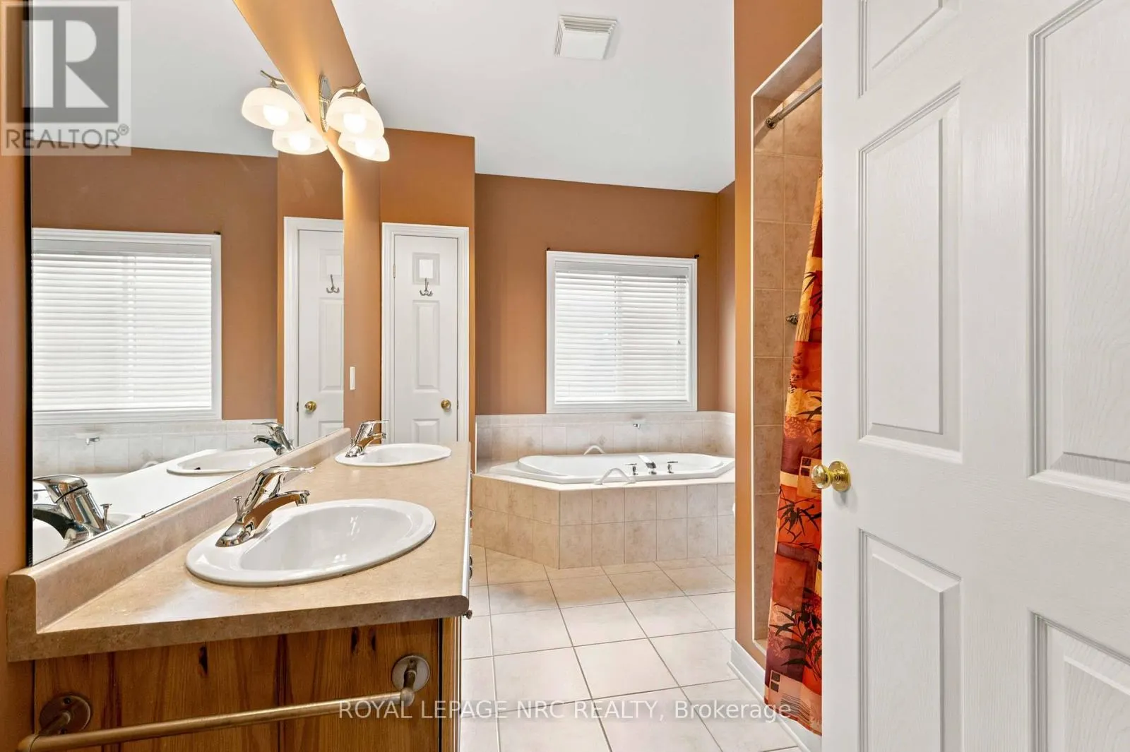 42 LORETTA DRIVE