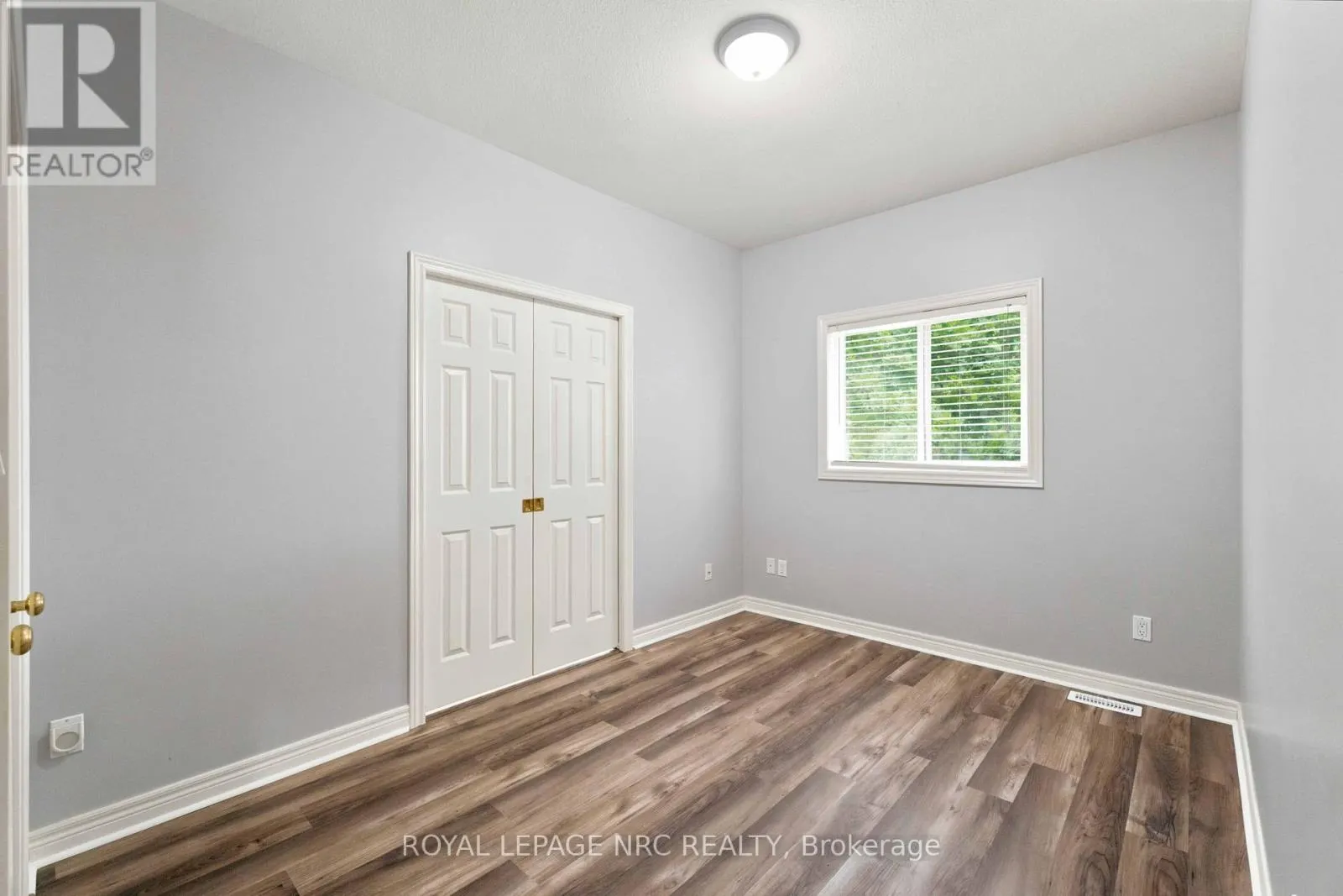 42 LORETTA DRIVE