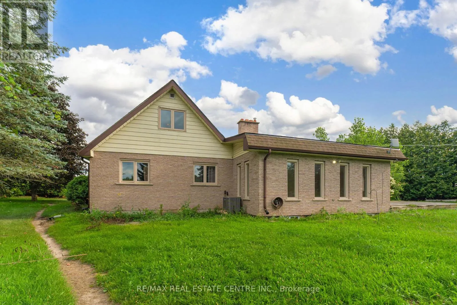 8438 HWY 7