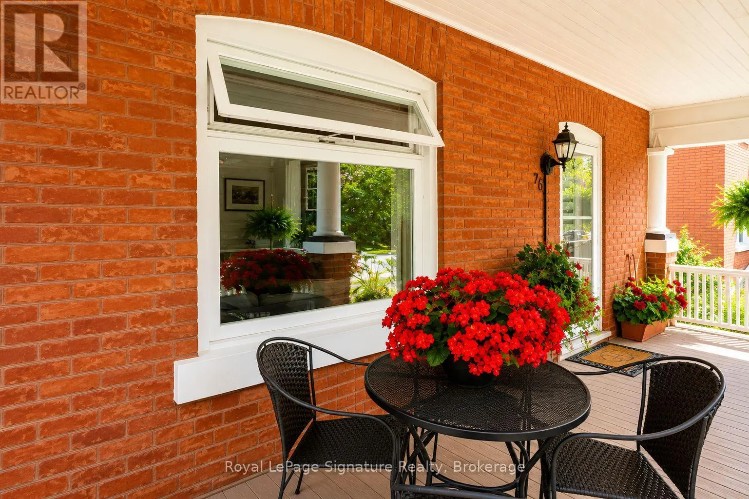 76 TROWBRIDGE STREET W