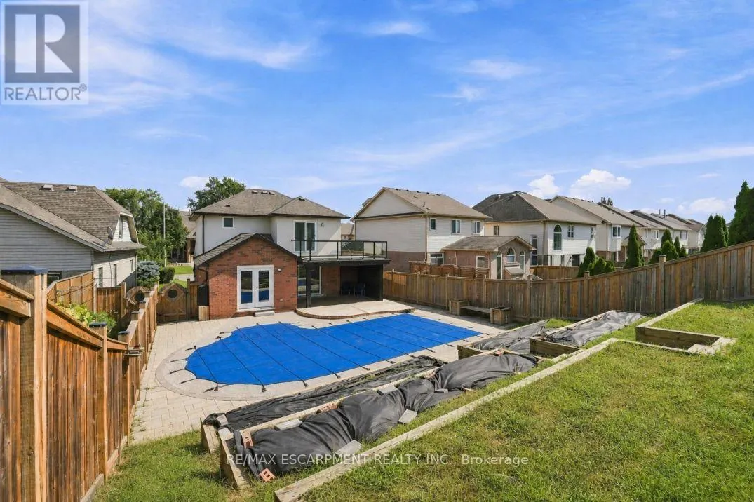 18 SABLE DRIVE