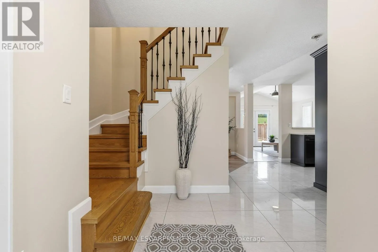 18 SABLE DRIVE