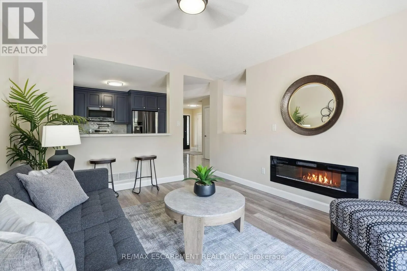 18 SABLE DRIVE