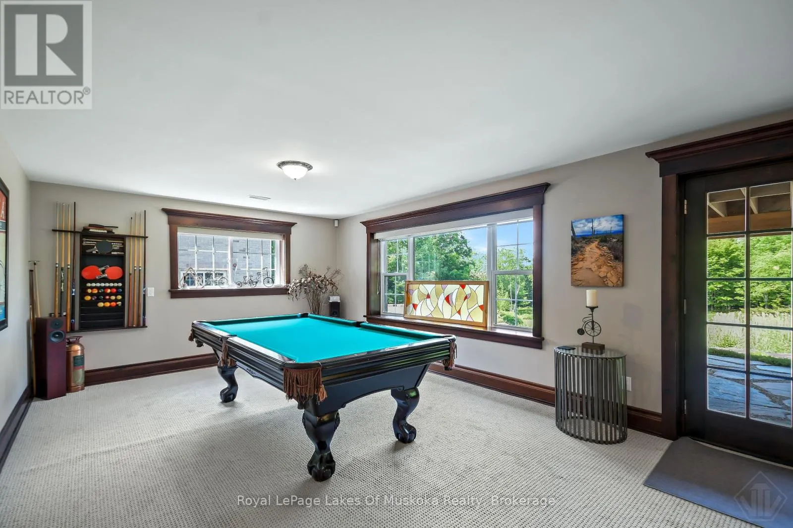 1039 ZISKA ROAD
