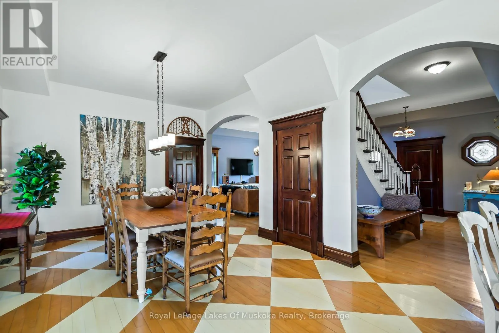 1039 ZISKA ROAD