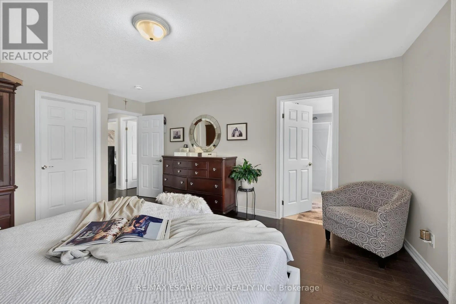 18 LINDA CRESCENT