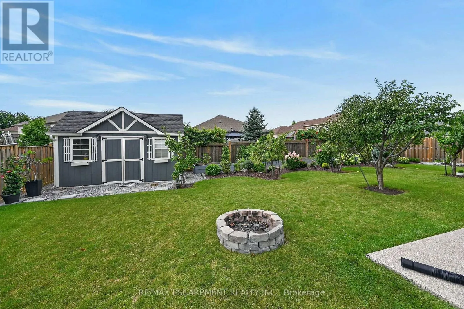 18 LINDA CRESCENT