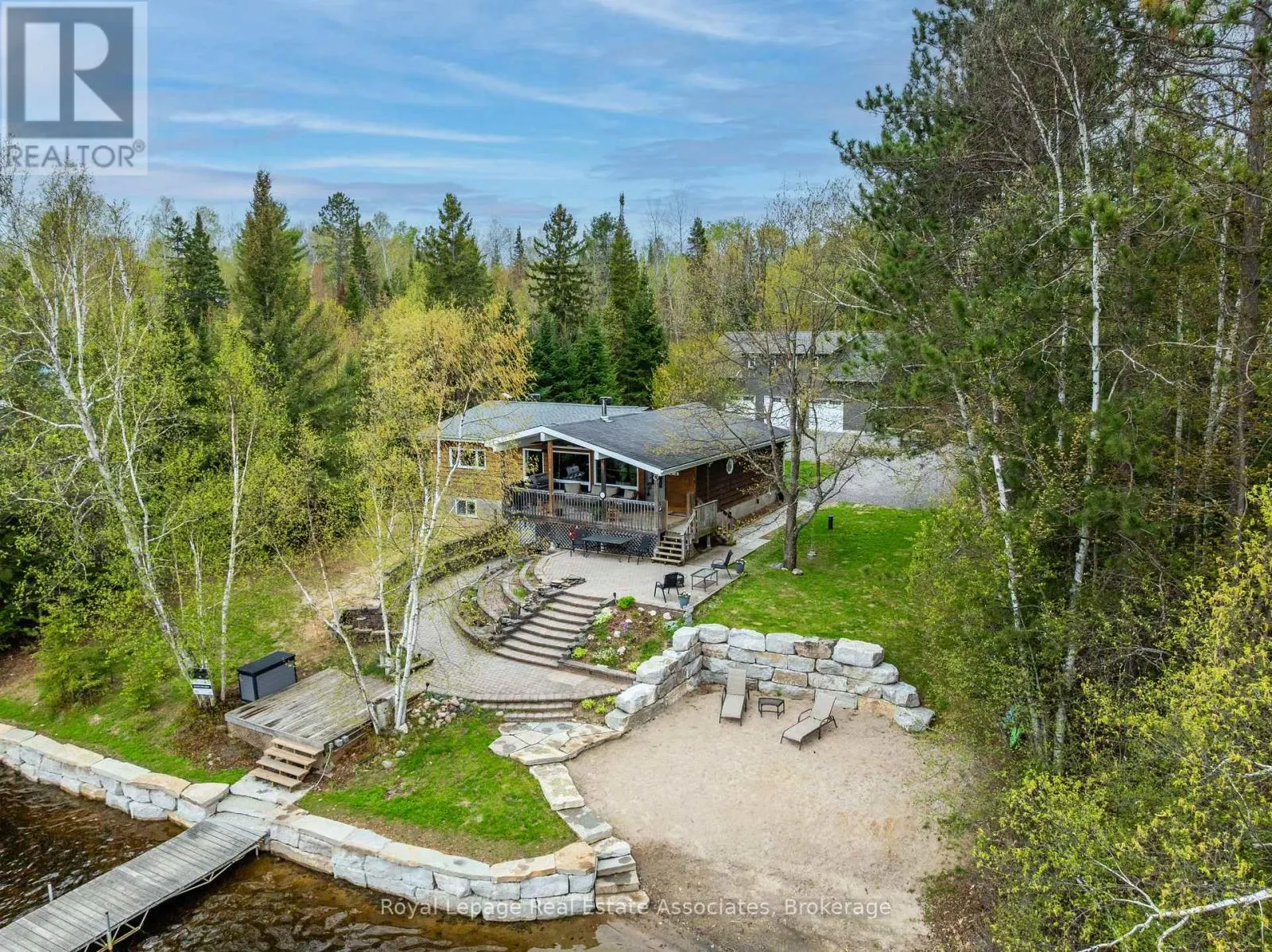 196 CIRCLE ROAD
