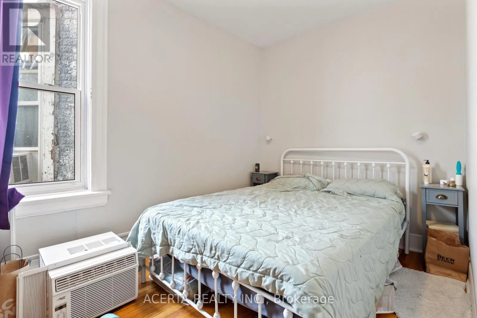1008 WELLINGTON STREET W