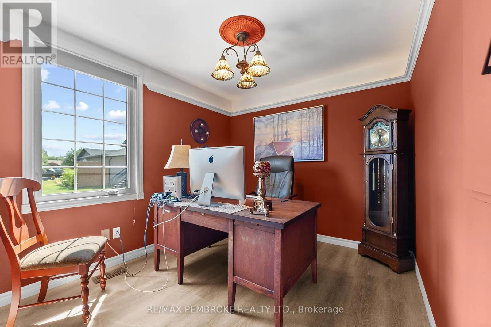 1315 BLAKELY CRESCENT W