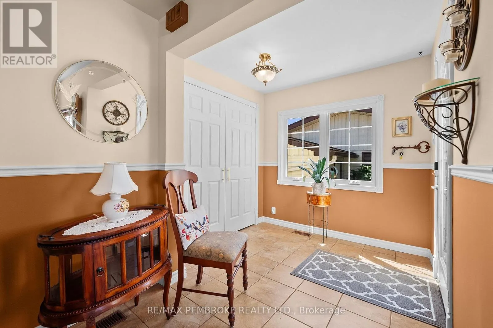 1315 BLAKELY CRESCENT W