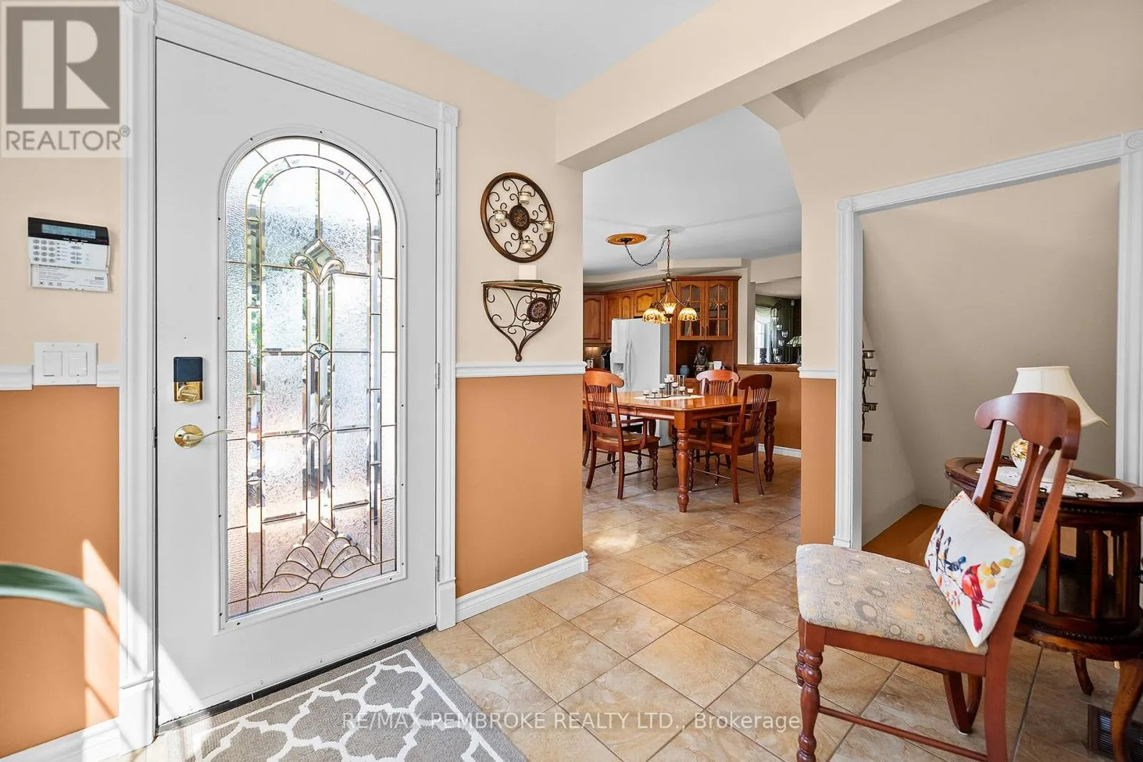 1315 BLAKELY CRESCENT W