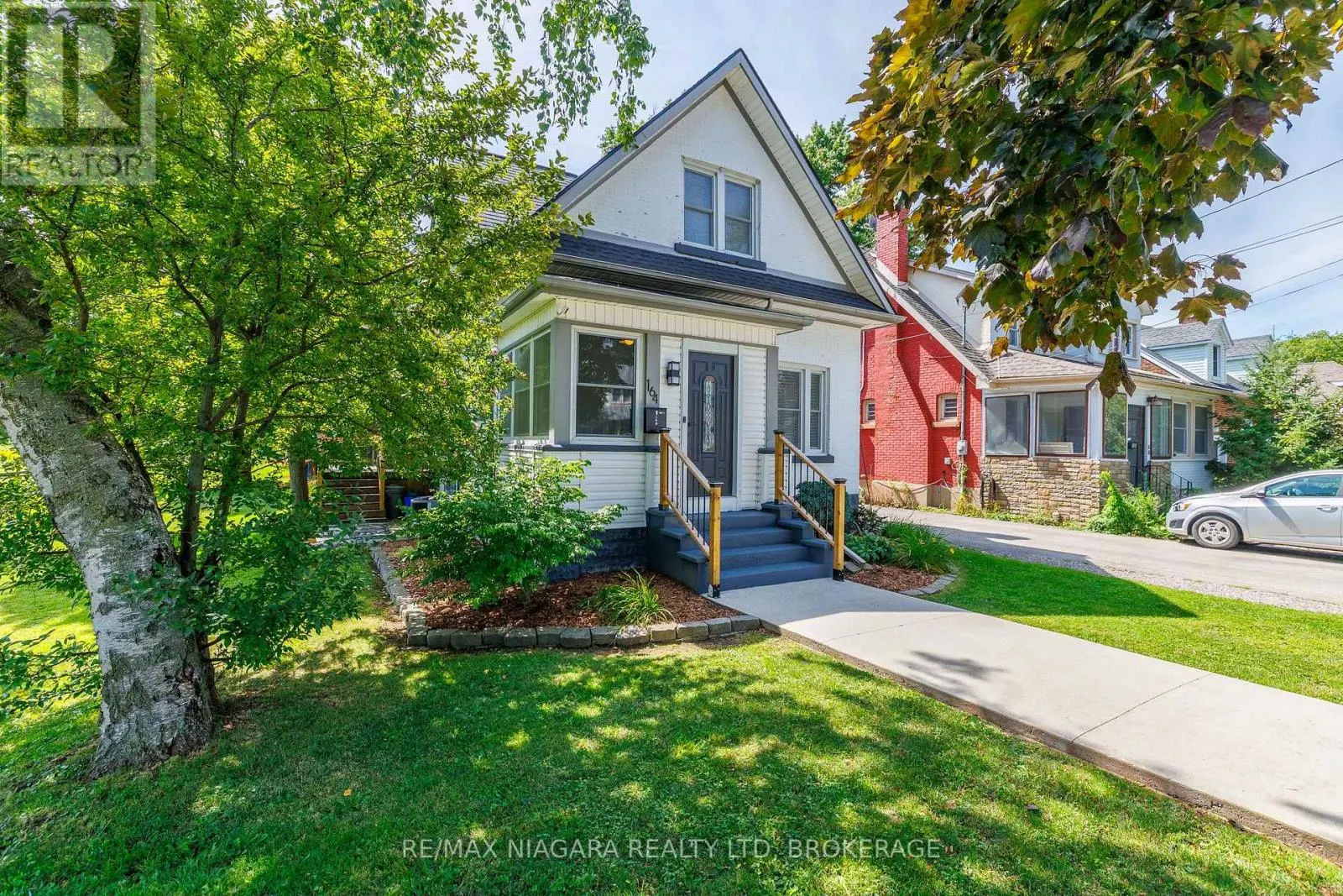 164 KENT STREET