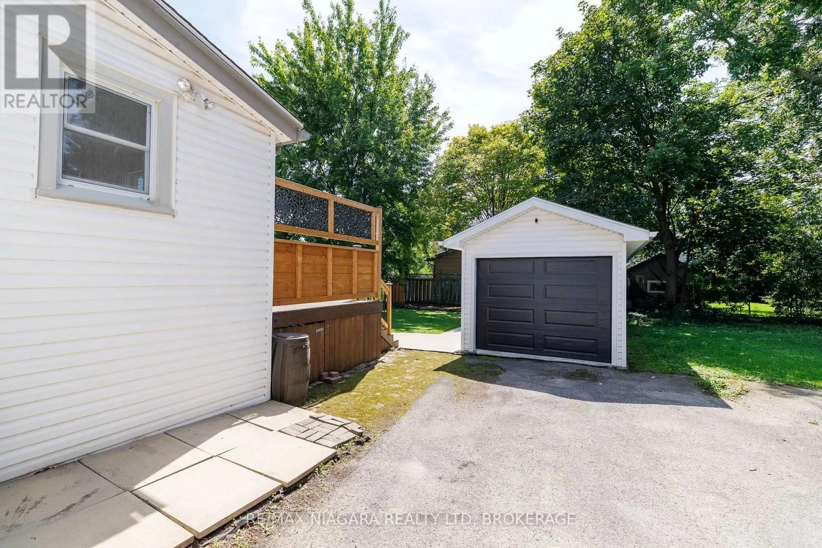 164 KENT STREET