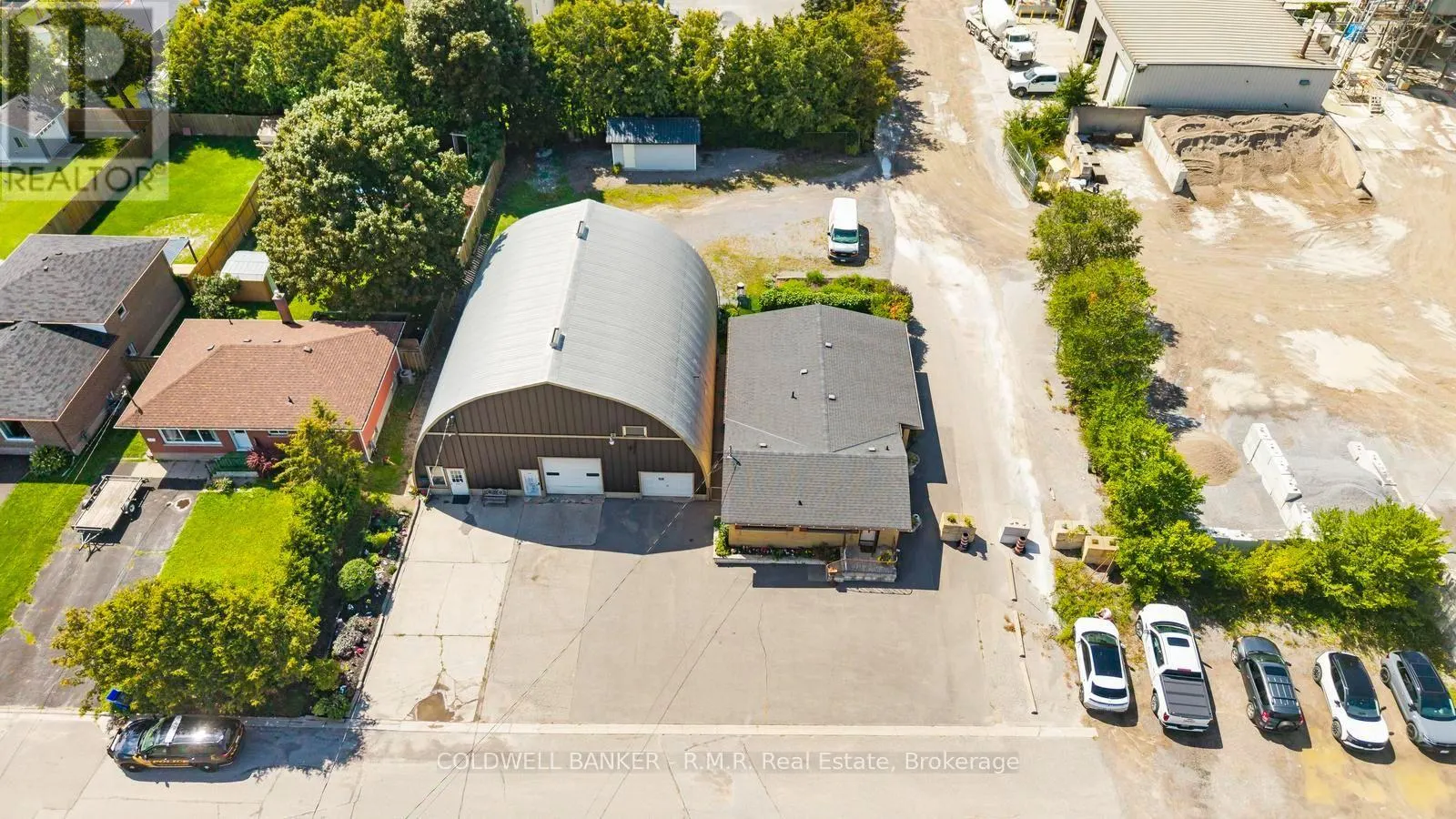 455 CAMPBELL STREET