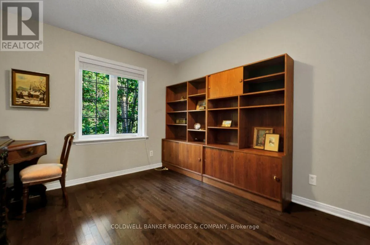 157 GLADEVIEW PRIVATE
