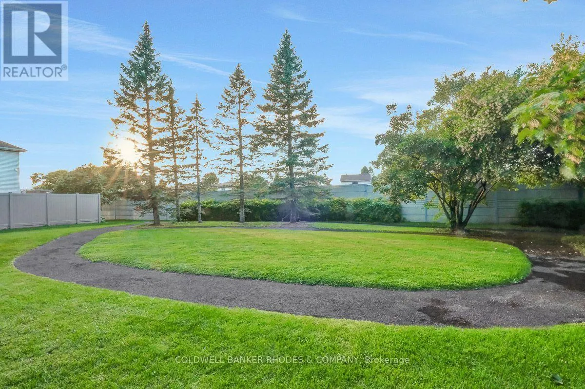 157 GLADEVIEW PRIVATE