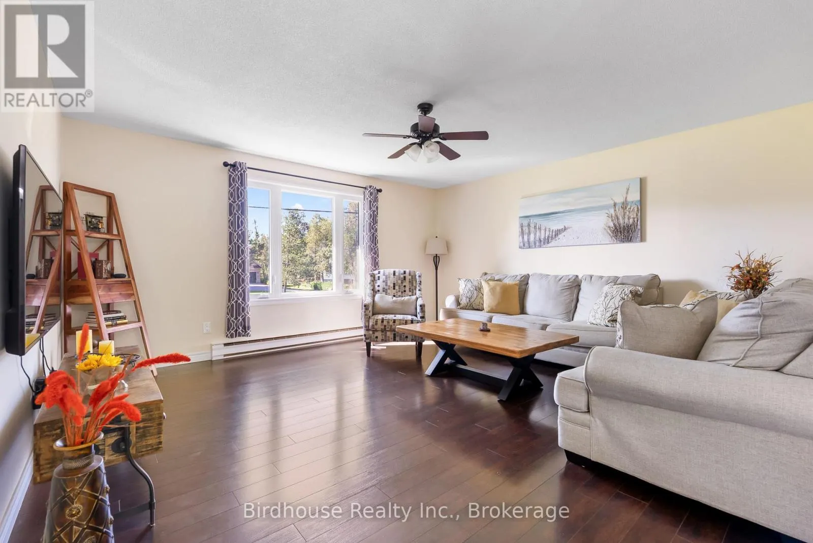 46 RIVERSIDE DRIVE