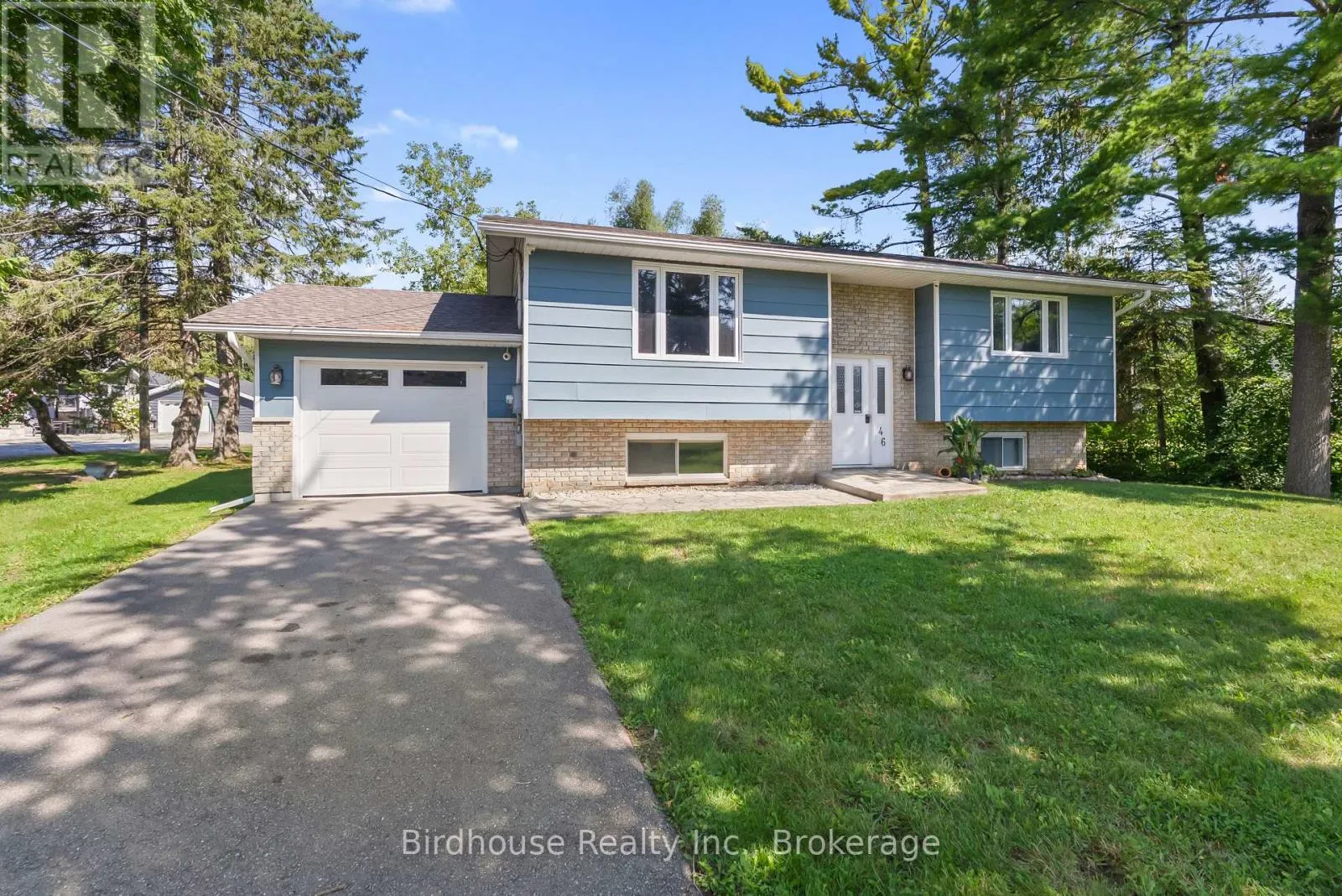 46 RIVERSIDE DRIVE