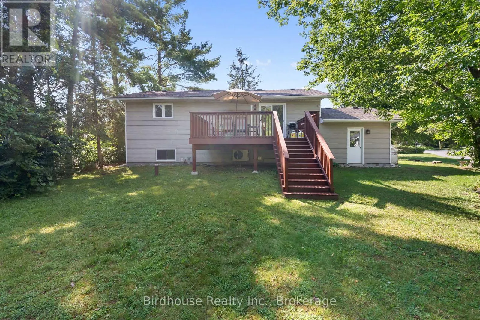 46 RIVERSIDE DRIVE