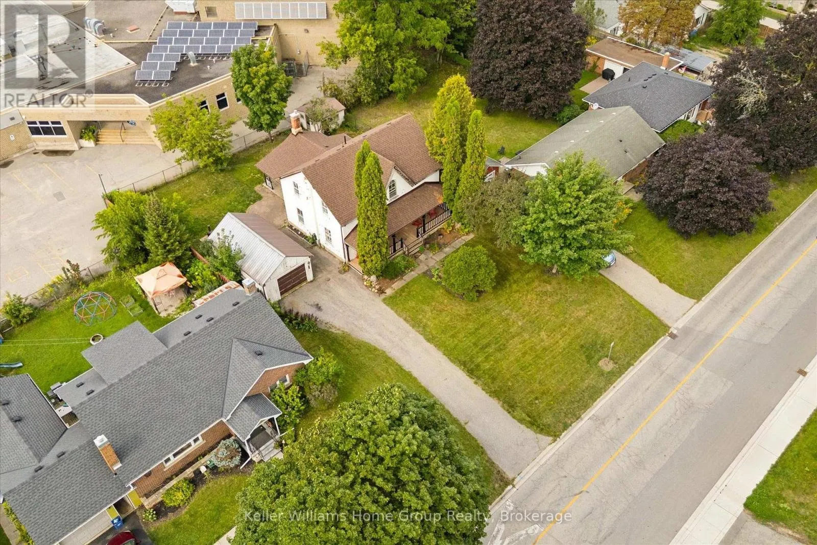 339 GARAFRAXA STREET E