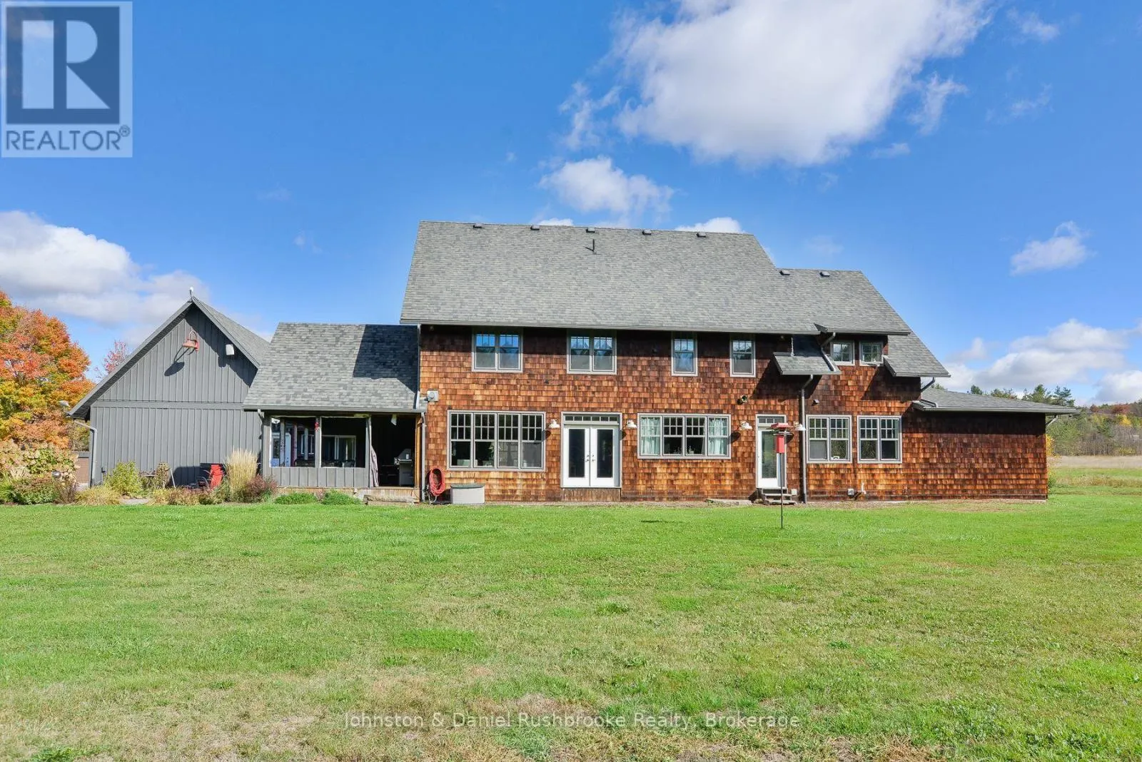 1422 MUSKOKA RD 118 ROAD W
