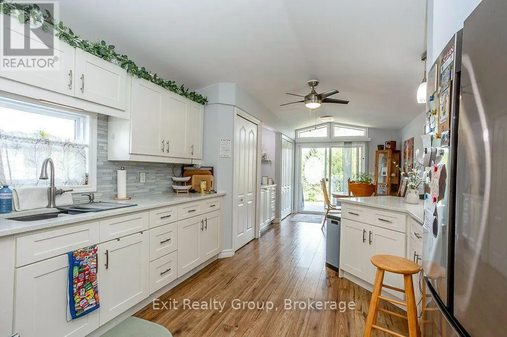 23 - 152 CONCESSION ROAD 11 WEST #23
