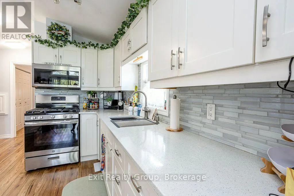 23 - 152 CONCESSION ROAD 11 WEST #23