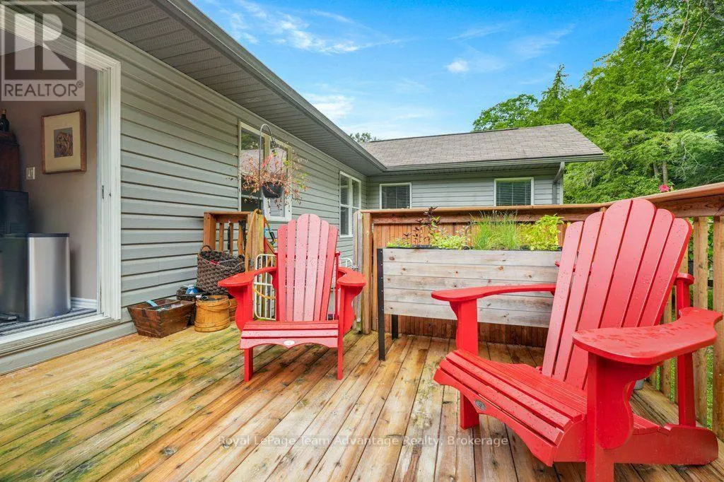 5 - 45 SEGUIN PLACE #5