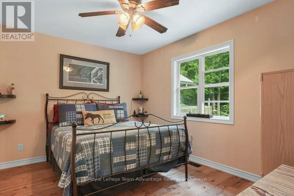 5 - 45 SEGUIN PLACE #5