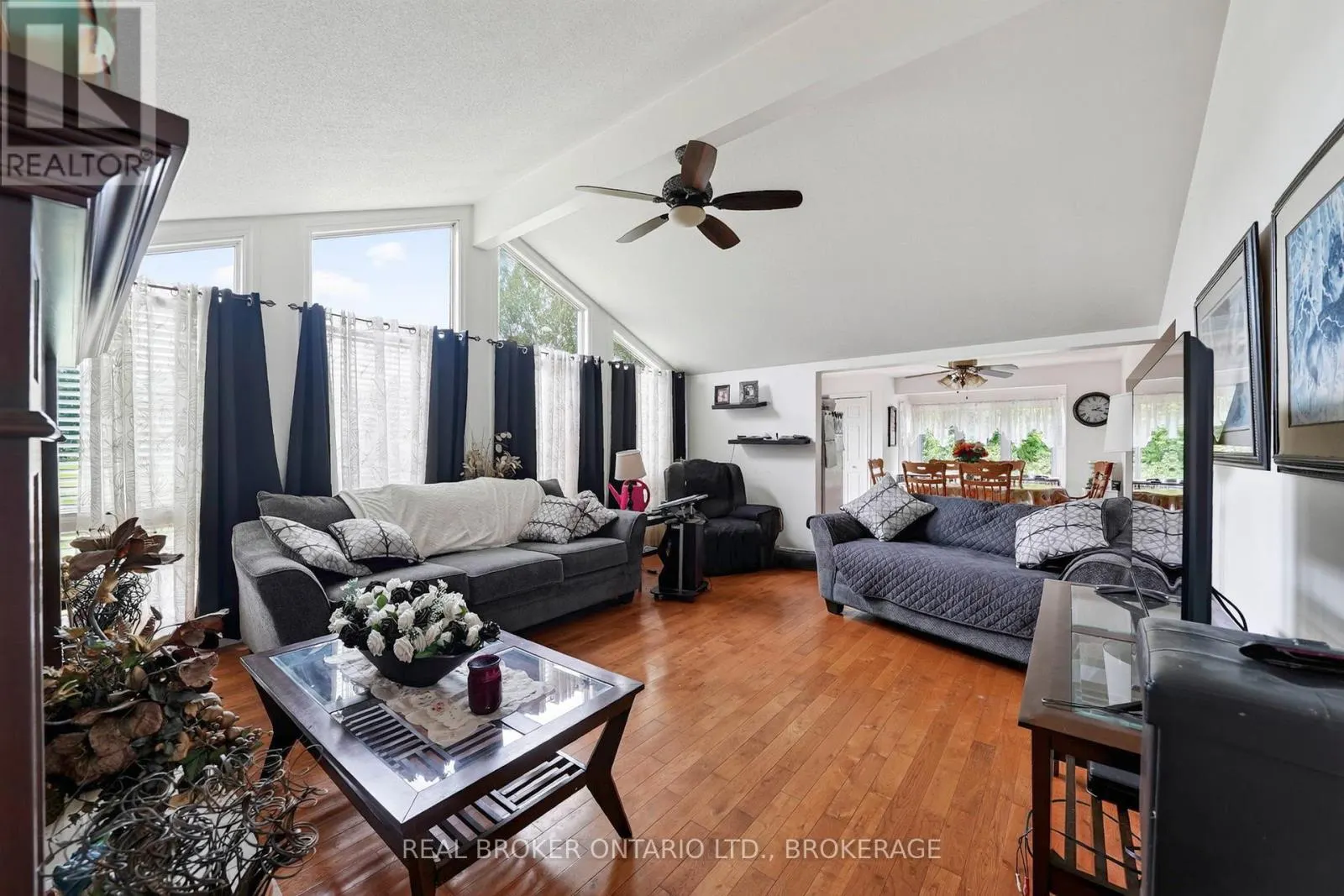 14950 SANDTOWN ROAD