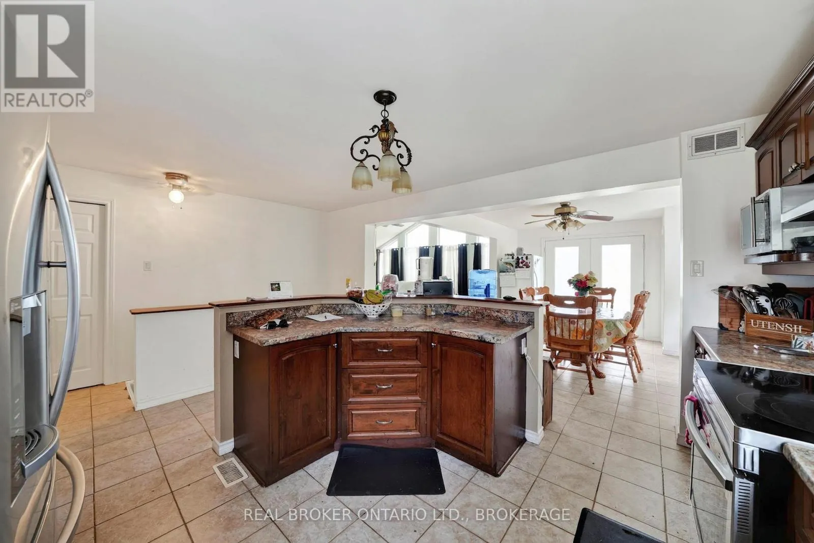 14950 SANDTOWN ROAD