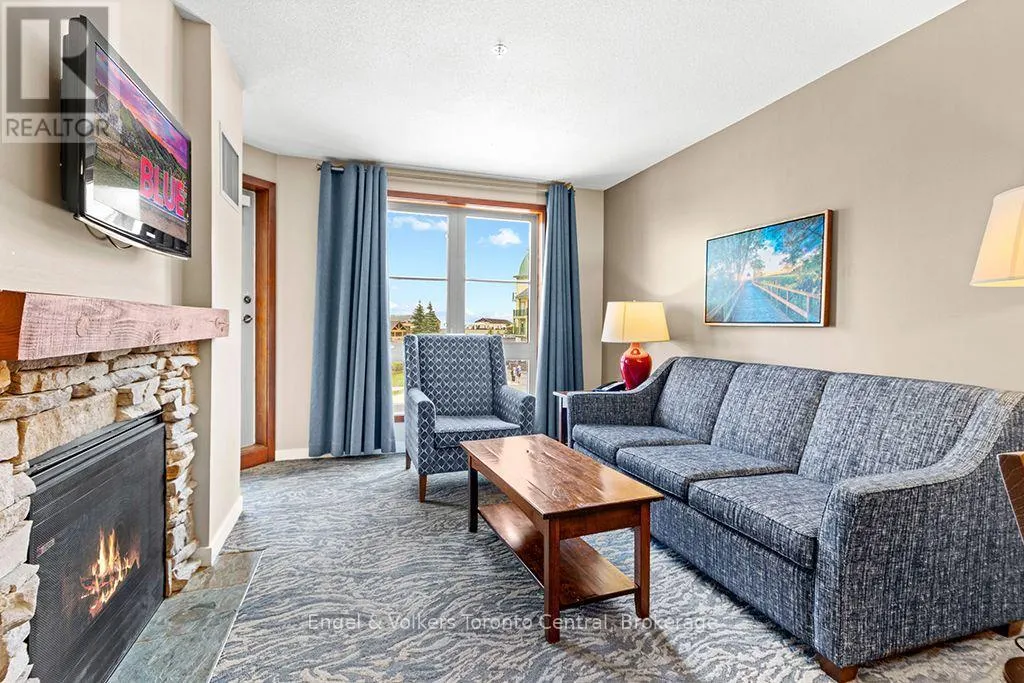 251 - 156 JOZO WEIDER BOULEVARD #251