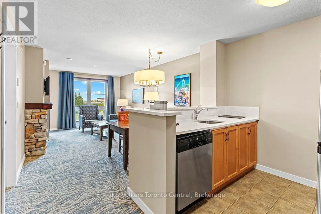 251 - 156 JOZO WEIDER BOULEVARD #251