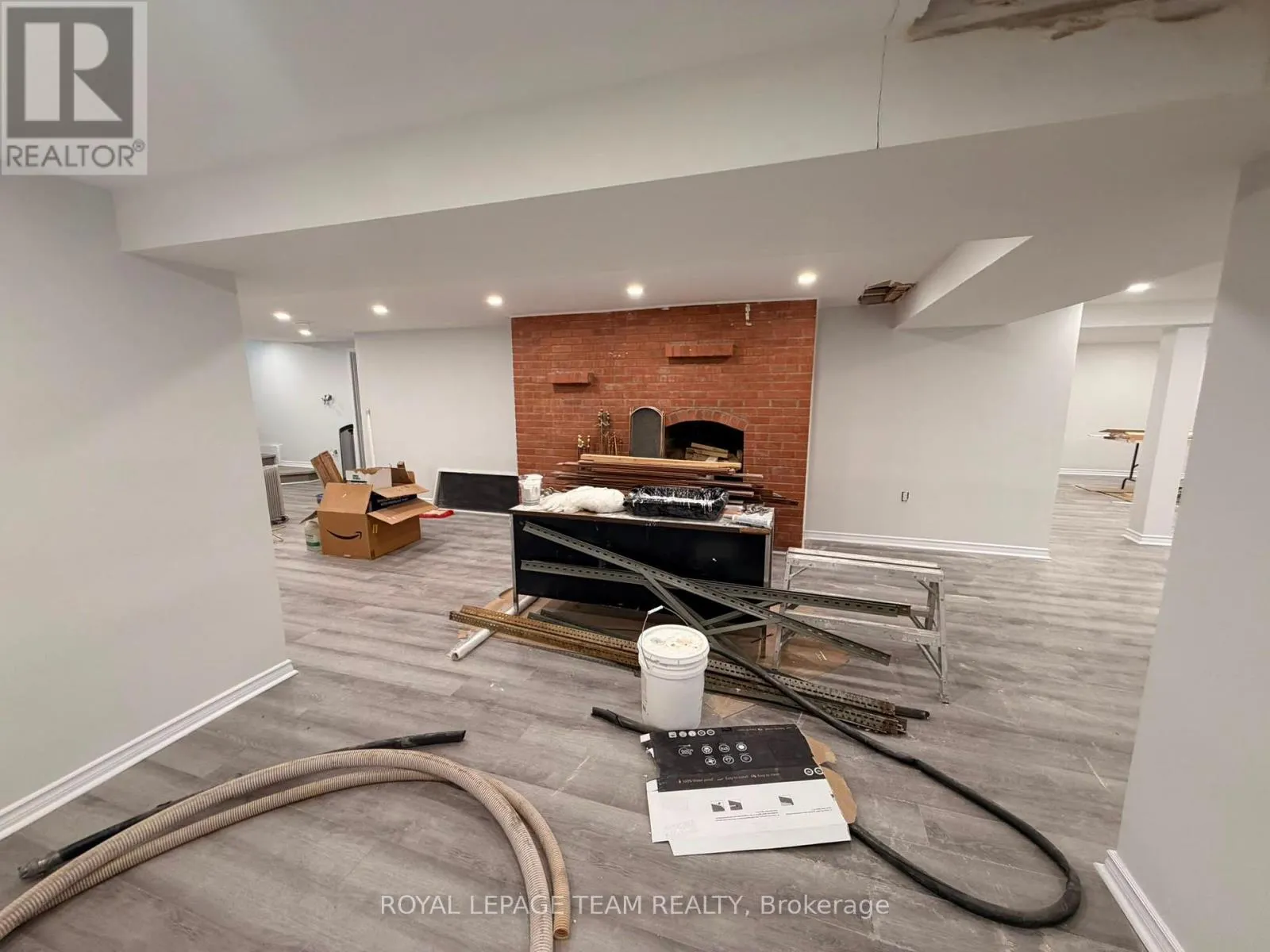 3084 WOODKILTON ROAD